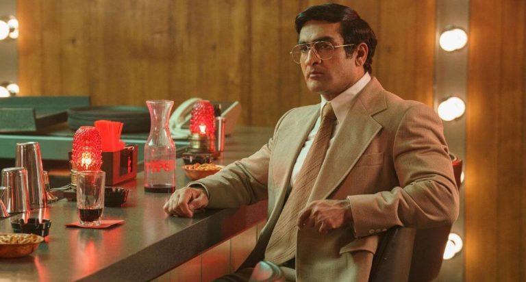 Final de Bienvenido a Chippendales explicado: el suicidio de Steve Banerjee