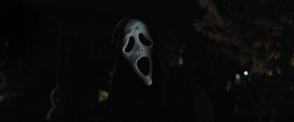 Final de Scary Movie 6 explicado: quiénes son los asesinos y qué significa el desenlace