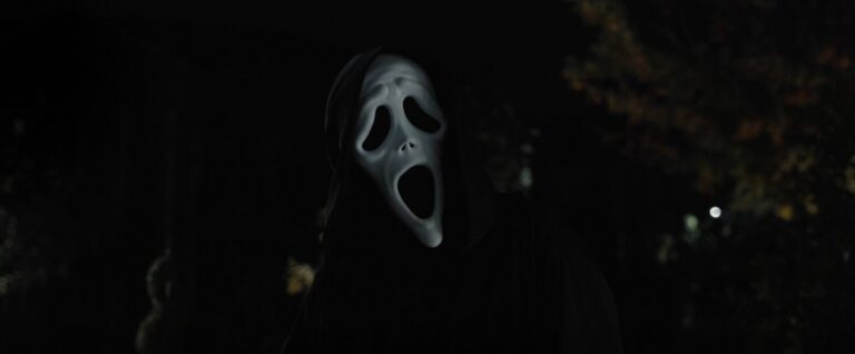 Final de Scary Movie 6 explicado: quiénes son los asesinos y qué significa el desenlace